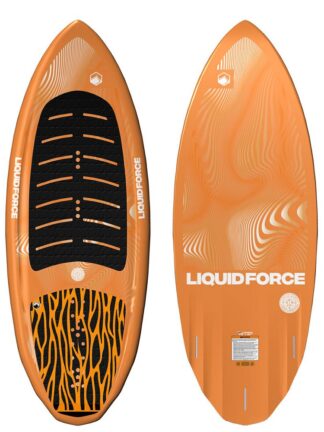 The Primo wakesurf features a wider tail for sharper, more pivotal turns and the crisper channels offer better hold throughout your surf.